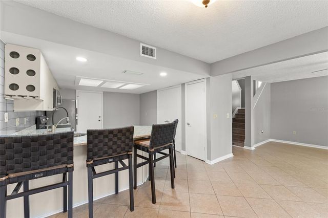 6021 WINDHOVER DRIVE F11, Orlando, FL 32819
