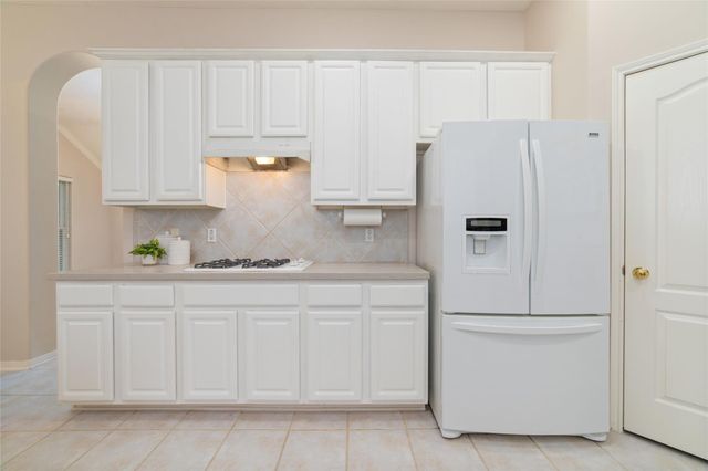 930 Arbor Pine Drive, Tomball, TX 77375
