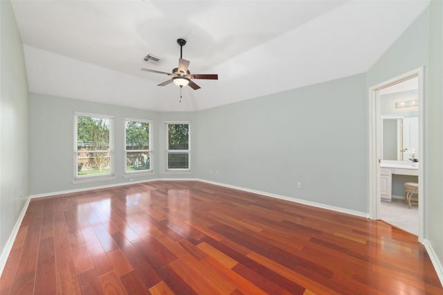930 Arbor Pine Drive, Tomball, TX 77375