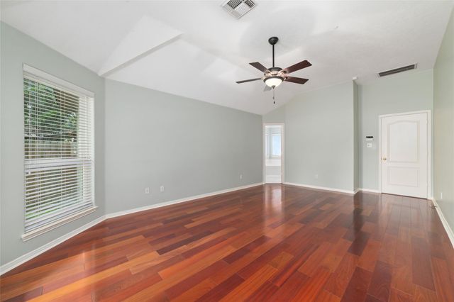 930 Arbor Pine Drive, Tomball, TX 77375
