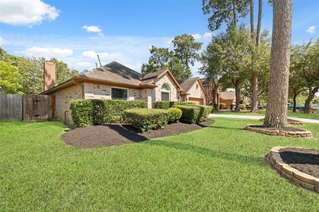 930 Arbor Pine Drive, Tomball, TX 77375