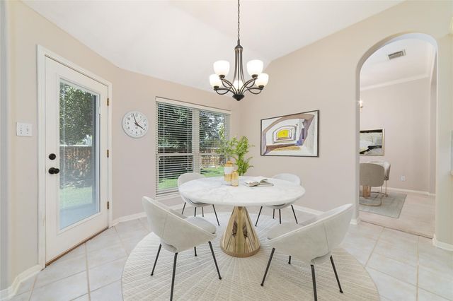 930 Arbor Pine Drive, Tomball, TX 77375