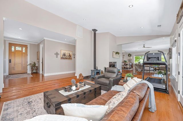 5050 Bella Vista Cir, Foresthill, CA 95631