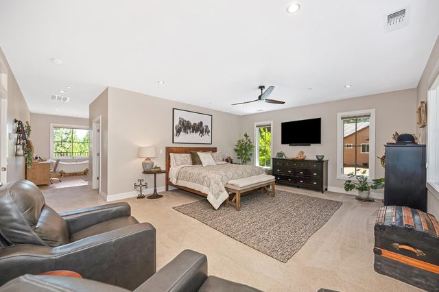 5050 Bella Vista Cir, Foresthill, CA 95631