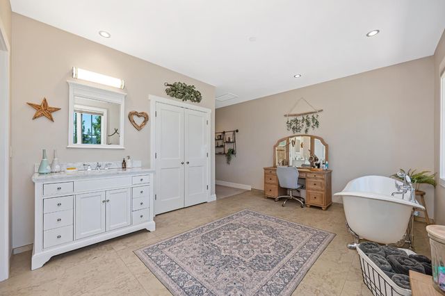 5050 Bella Vista Cir, Foresthill, CA 95631