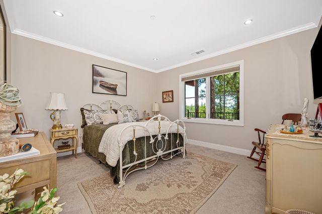 5050 Bella Vista Cir, Foresthill, CA 95631