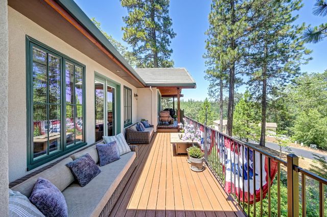 5050 Bella Vista Cir, Foresthill, CA 95631