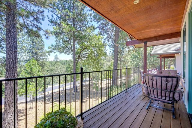 5050 Bella Vista Cir, Foresthill, CA 95631