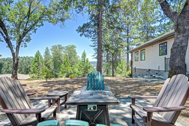 5050 Bella Vista Cir, Foresthill, CA 95631