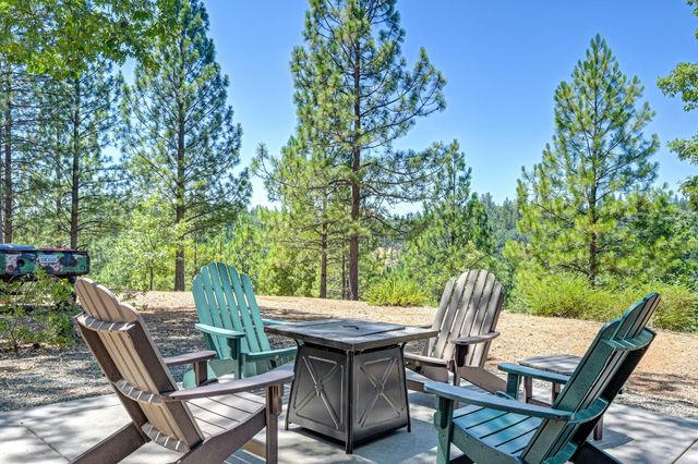 5050 Bella Vista Cir, Foresthill, CA 95631