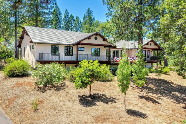 5050 Bella Vista Cir, Foresthill, CA 95631