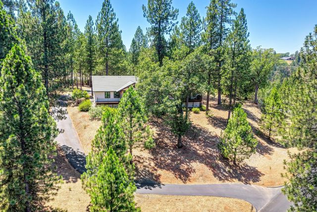 5050 Bella Vista Cir, Foresthill, CA 95631