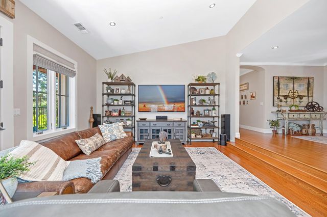 5050 Bella Vista Cir, Foresthill, CA 95631