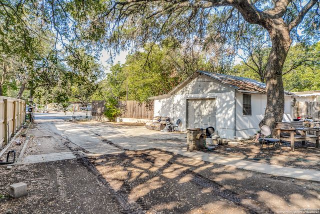 7511 JAMIE WYNELL CIR, San Antonio, TX 78257