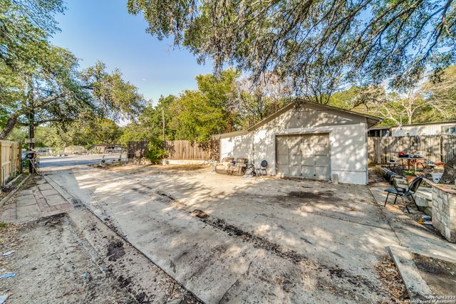 7511 JAMIE WYNELL CIR, San Antonio, TX 78257