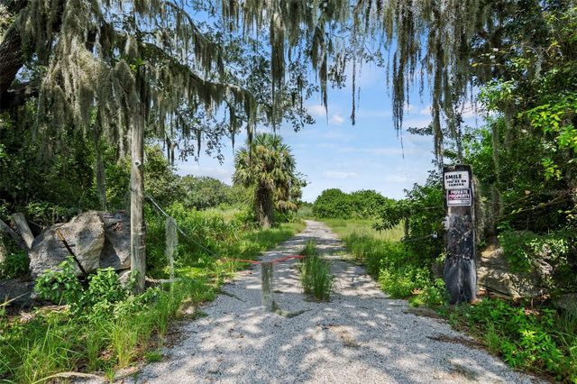 38 EAGLE LAKE DRIVE, Flagler Beach, FL 32136