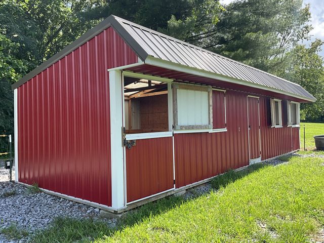 5247 Stacy Springs Rd, Springfield, TN 37172