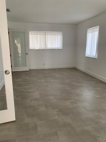 4411 W Broward Blvd, Plantation, FL 33317