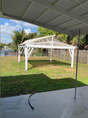 4411 W Broward Blvd, Plantation, FL 33317