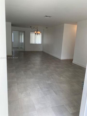 4411 W Broward Blvd, Plantation, FL 33317