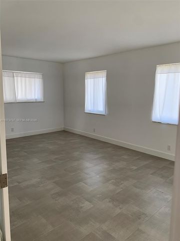 4411 W Broward Blvd, Plantation, FL 33317