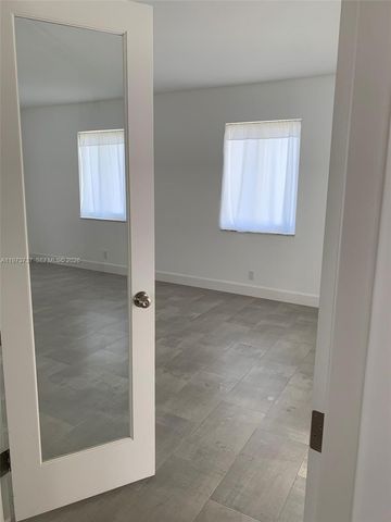 4411 W Broward Blvd, Plantation, FL 33317