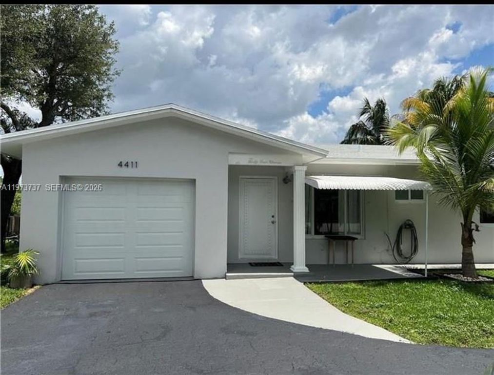 4411 W Broward Blvd, Plantation, FL 33317