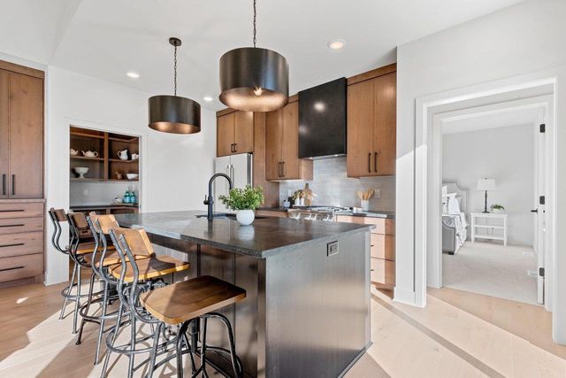 435 RIVERVIEW RIDGE PLACE, Combined Locks, WI 54113