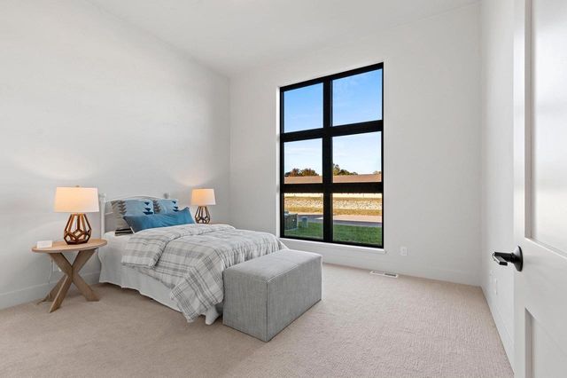 435 RIVERVIEW RIDGE PLACE, Combined Locks, WI 54113