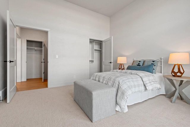 435 RIVERVIEW RIDGE PLACE, Combined Locks, WI 54113