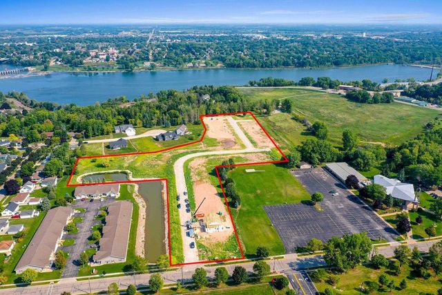435 RIVERVIEW RIDGE PLACE, Combined Locks, WI 54113