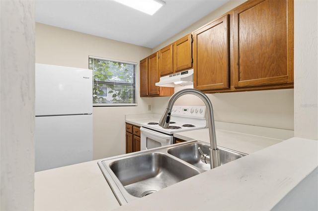 4526 SW 44TH LANE 4526, Gainesville, FL 32608