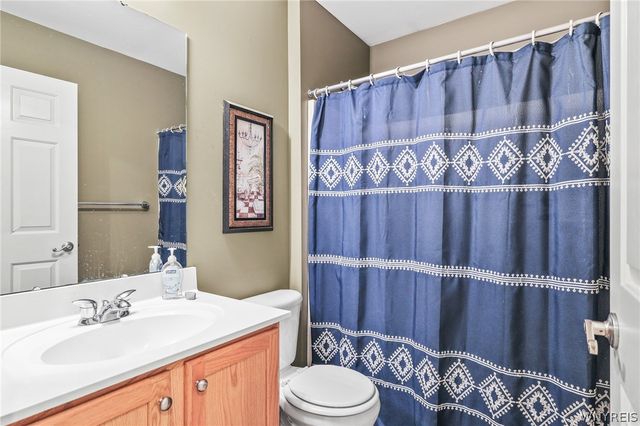 6840 Kimberly Drive, Lockport Town, NY 14094