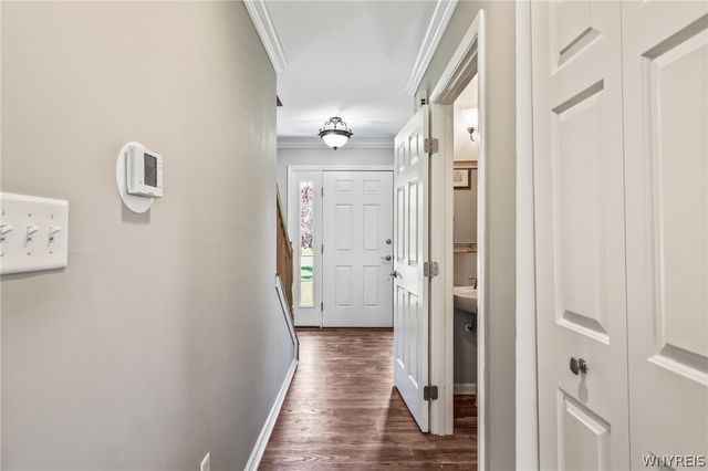 6840 Kimberly Drive, Lockport Town, NY 14094