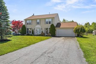 6840 Kimberly Drive, Lockport Town, NY 14094