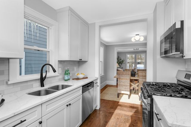 1660 James Avenue, Saint Paul, MN 55105