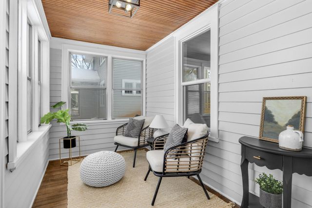 1660 James Avenue, Saint Paul, MN 55105