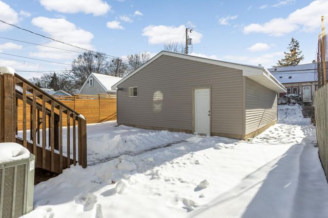 1660 James Avenue, Saint Paul, MN 55105