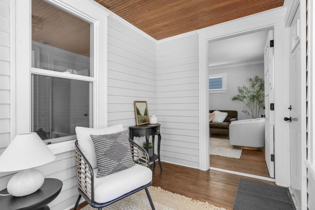 1660 James Avenue, Saint Paul, MN 55105