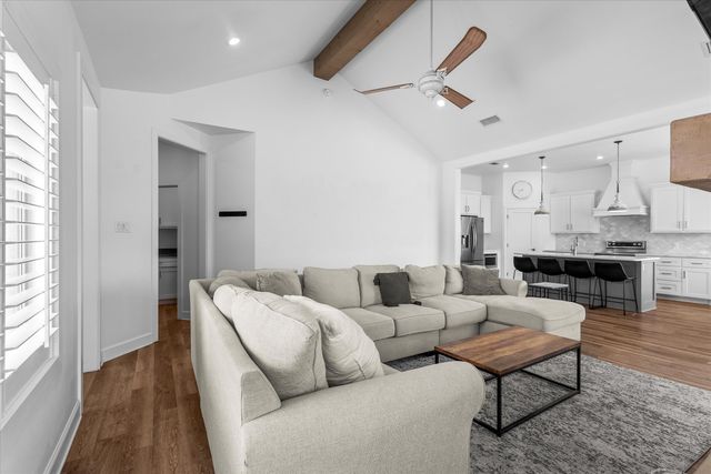 1212 N Fulton Avenue, Lubbock, TX 79416