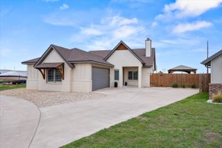 1212 N Fulton Avenue, Lubbock, TX 79416