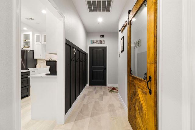 453 Southcreek Park, Livingston, TX 77351