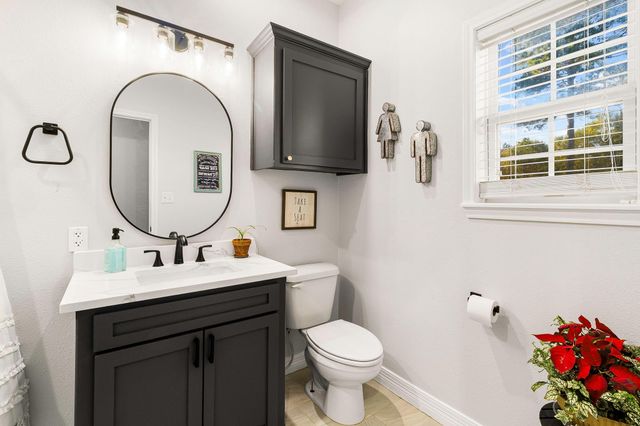 453 Southcreek Park, Livingston, TX 77351