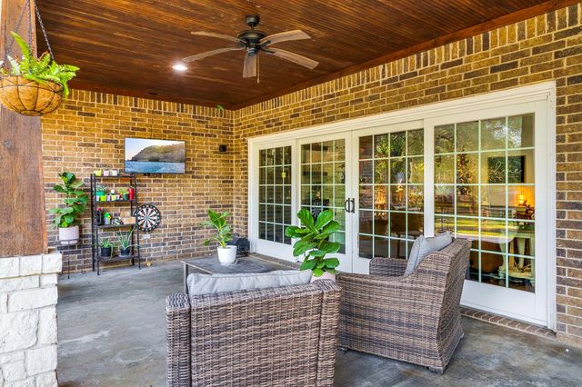 453 Southcreek Park, Livingston, TX 77351