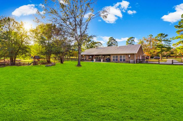 453 Southcreek Park, Livingston, TX 77351