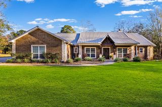 453 Southcreek Park, Livingston, TX 77351