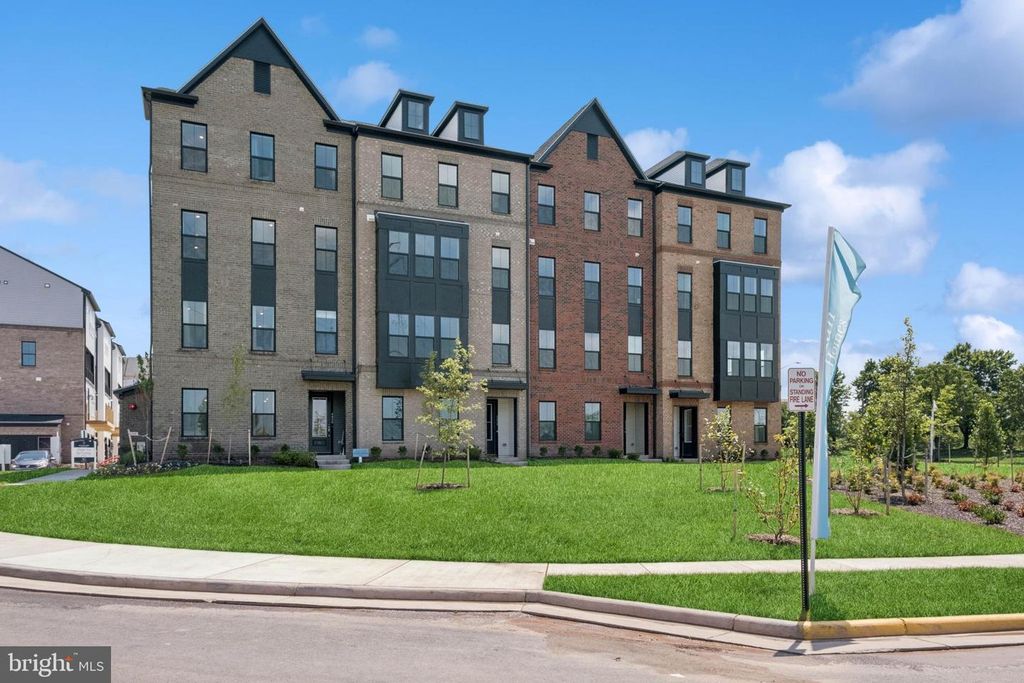 14919 DECO CIR #LOT 90, Chantilly, VA 20151