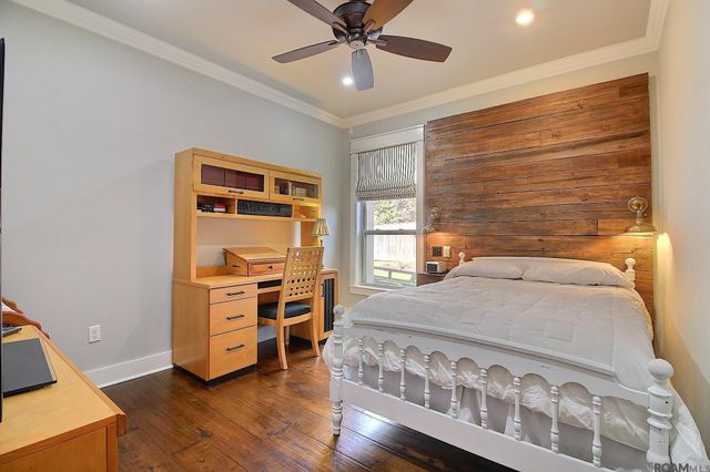 8042 Superior Dr, Denham Springs, LA 70726