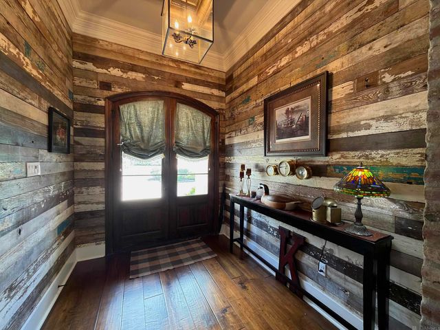 8042 Superior Dr, Denham Springs, LA 70726