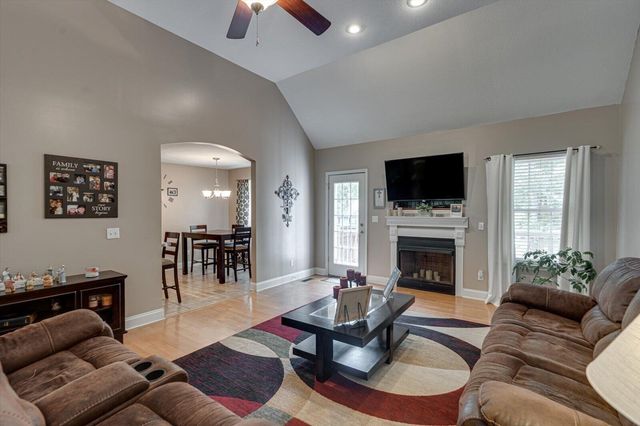 2800 Back Valley Road, Trenton, GA 30752